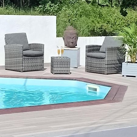 Bed and Breakfast L'Instant Present Le Moule Exterior foto